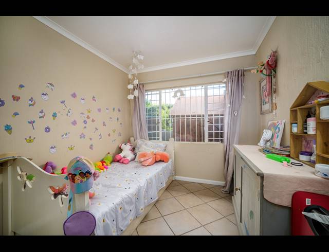 2 BEDROOM TOWNHOUSE FOR SALE IN NORTHWOLD